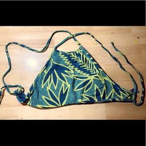 AE Floral Swimsuit Top!